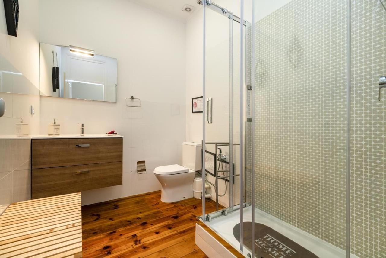 Retro M2 R4 - Lovely Double Room With Shared Bathroom 리스본 외부 사진