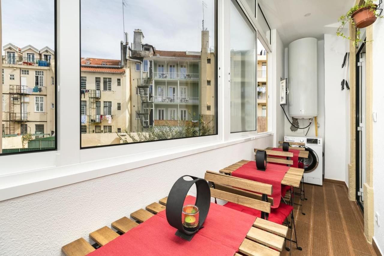 Retro M2 R4 - Lovely Double Room With Shared Bathroom 리스본 외부 사진